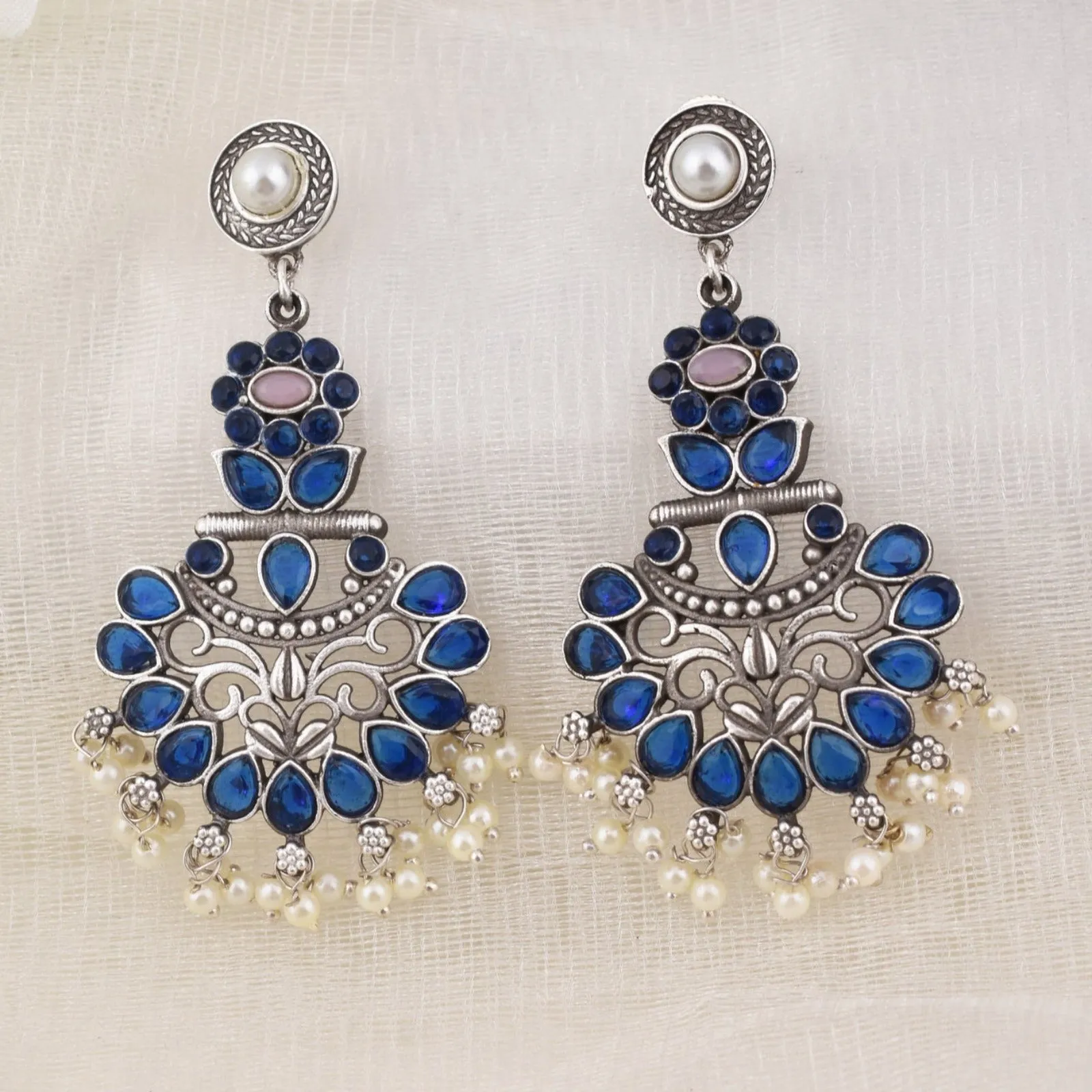 Aadhira Dangler Earring