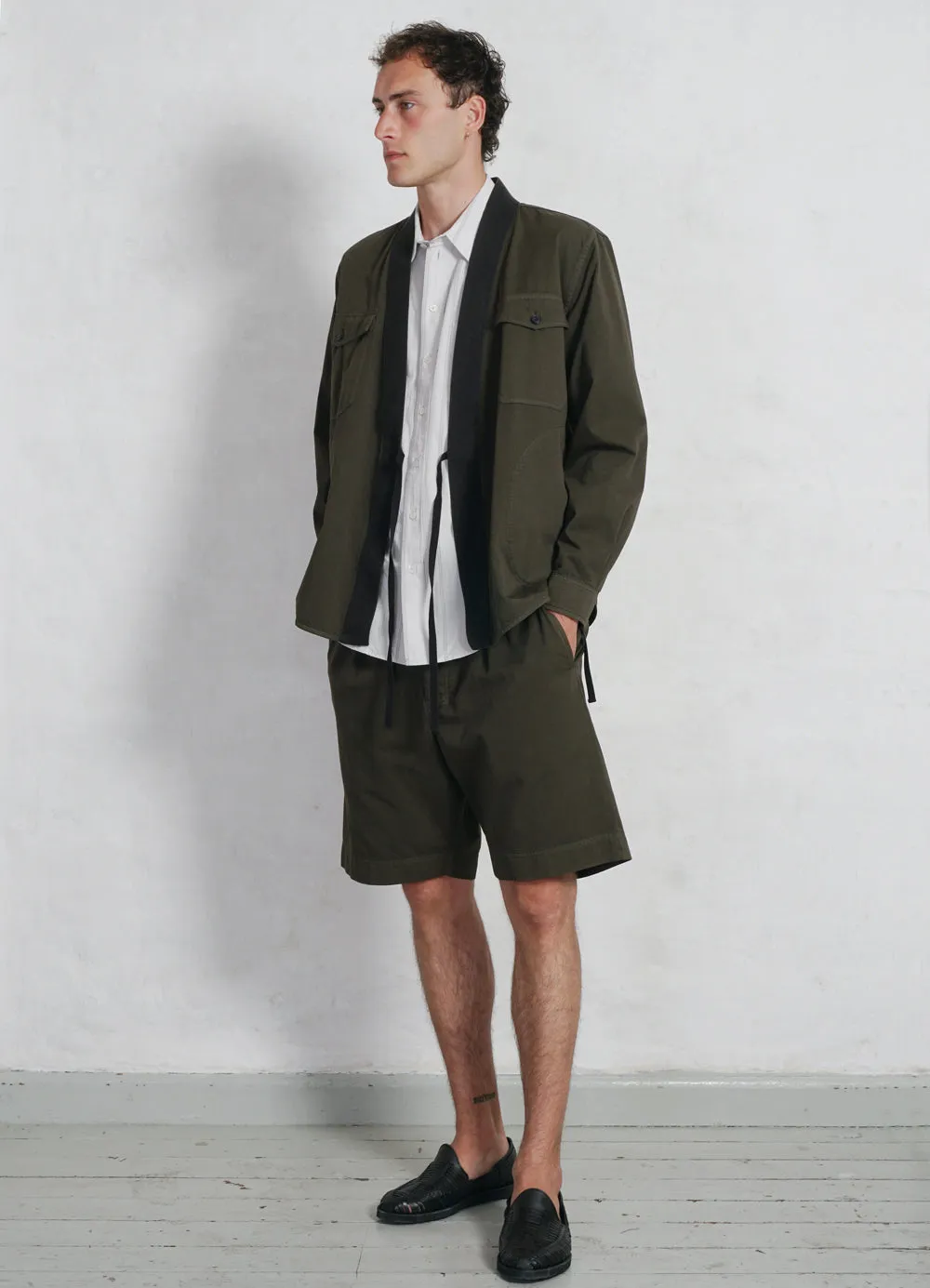 KAARE | Wide Pleated Shorts | Olive Drill