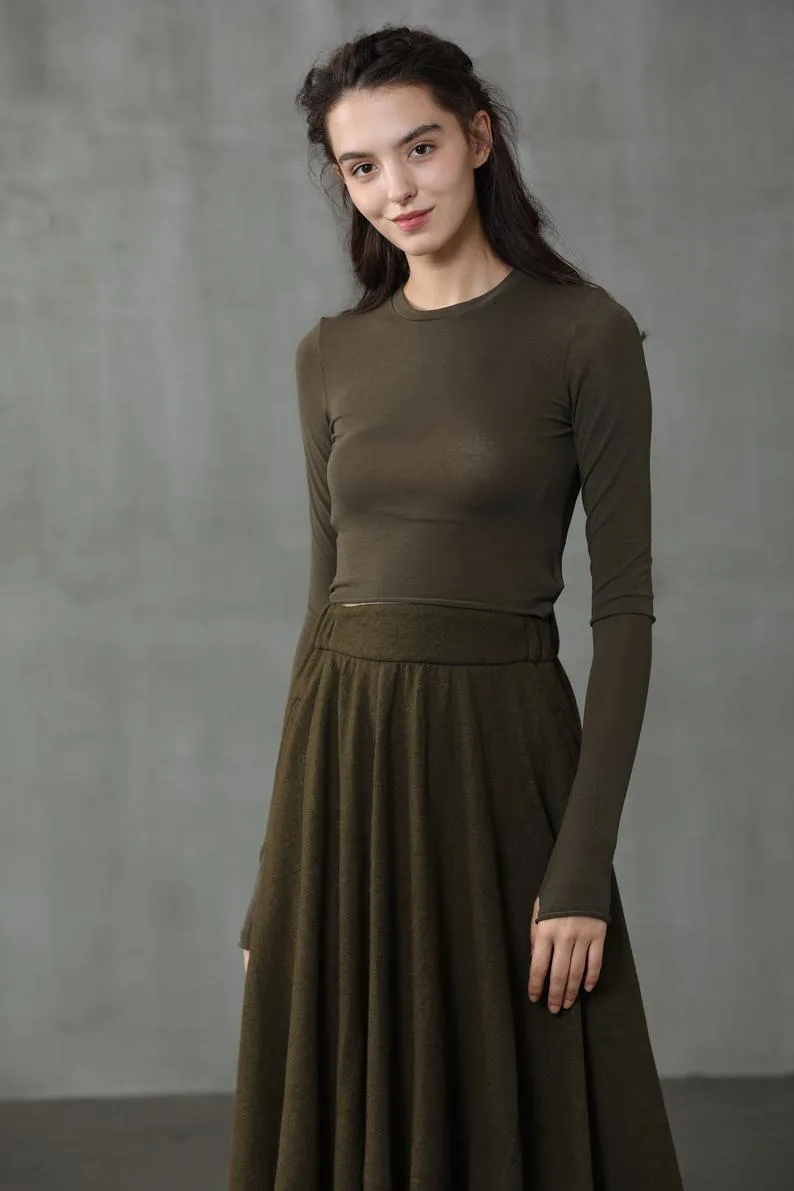 The Soft Lawn 12 | Midi Wool Skirt